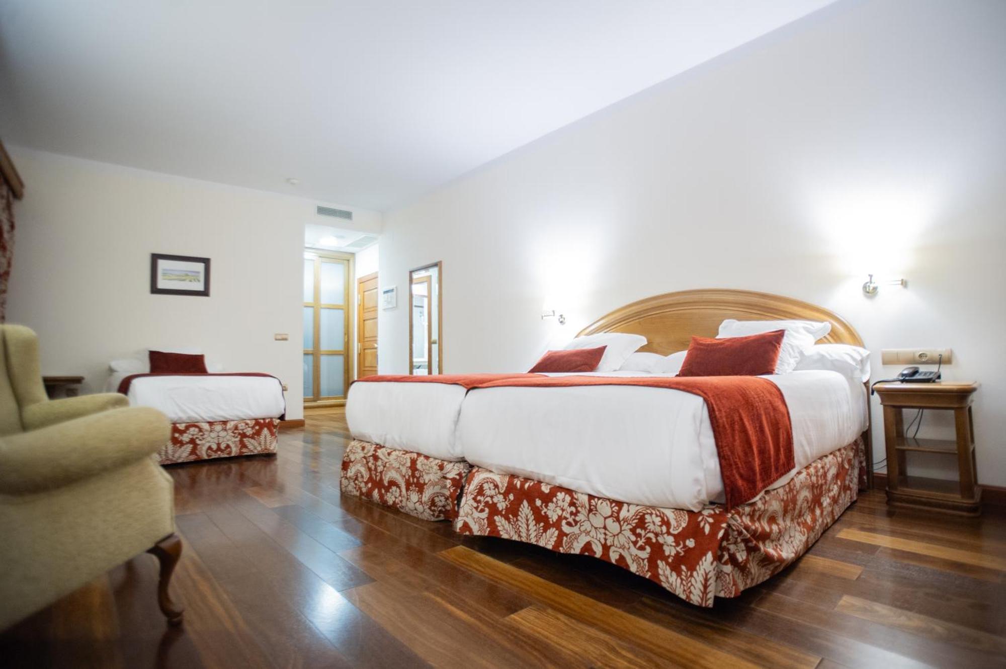 Azz Penafiel Las Claras Hotel & Spa Dış mekan fotoğraf