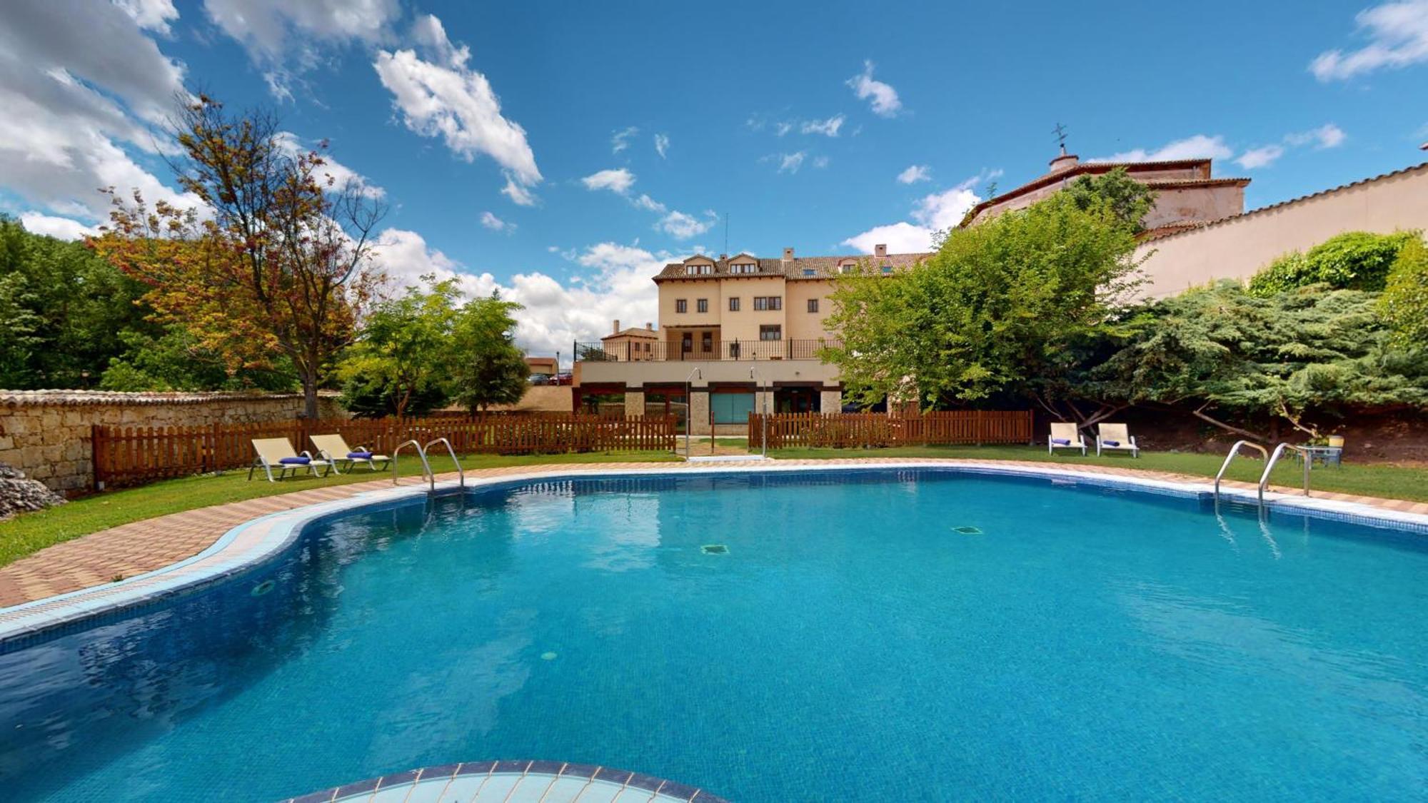 Azz Penafiel Las Claras Hotel & Spa Dış mekan fotoğraf